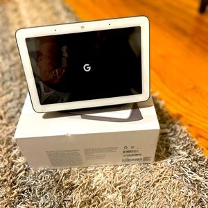 Google home hub hands-free help at home